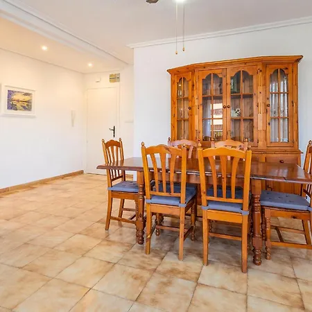 Lägenhet 3 Bedroom Amazing In Santa Pola